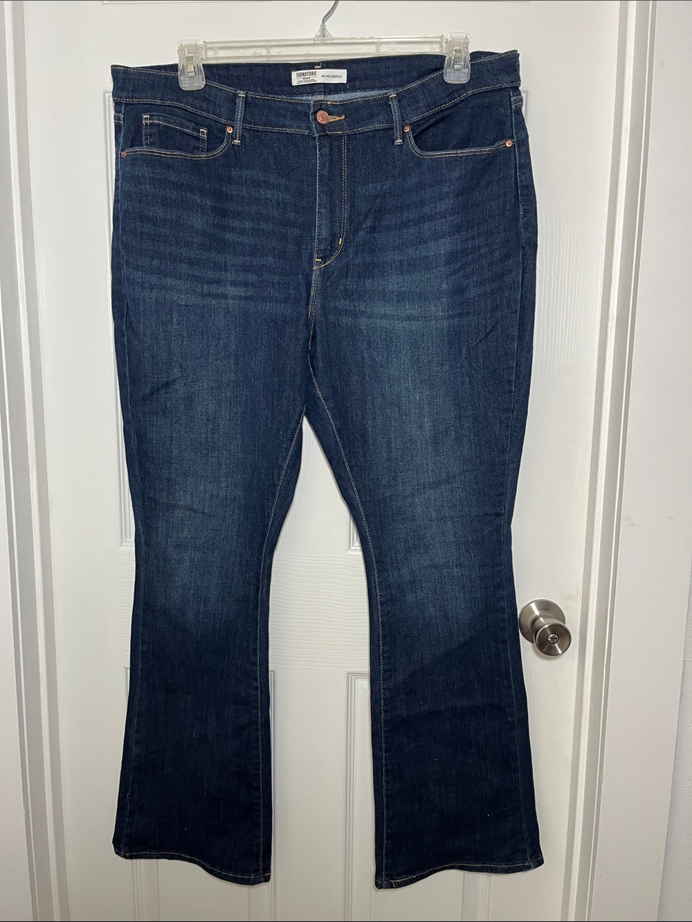 Signature by Levi Strauss Dark Blue Women's Bootcut Jeans
